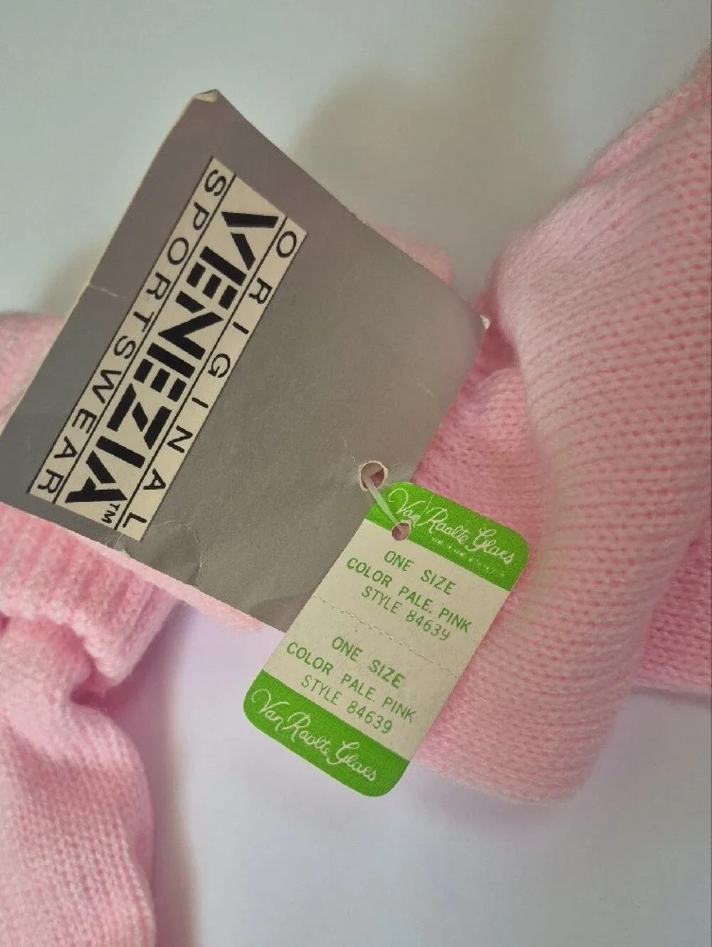 Vintage Venezia Pink Knit Gloves Van Raalte knit gloves
